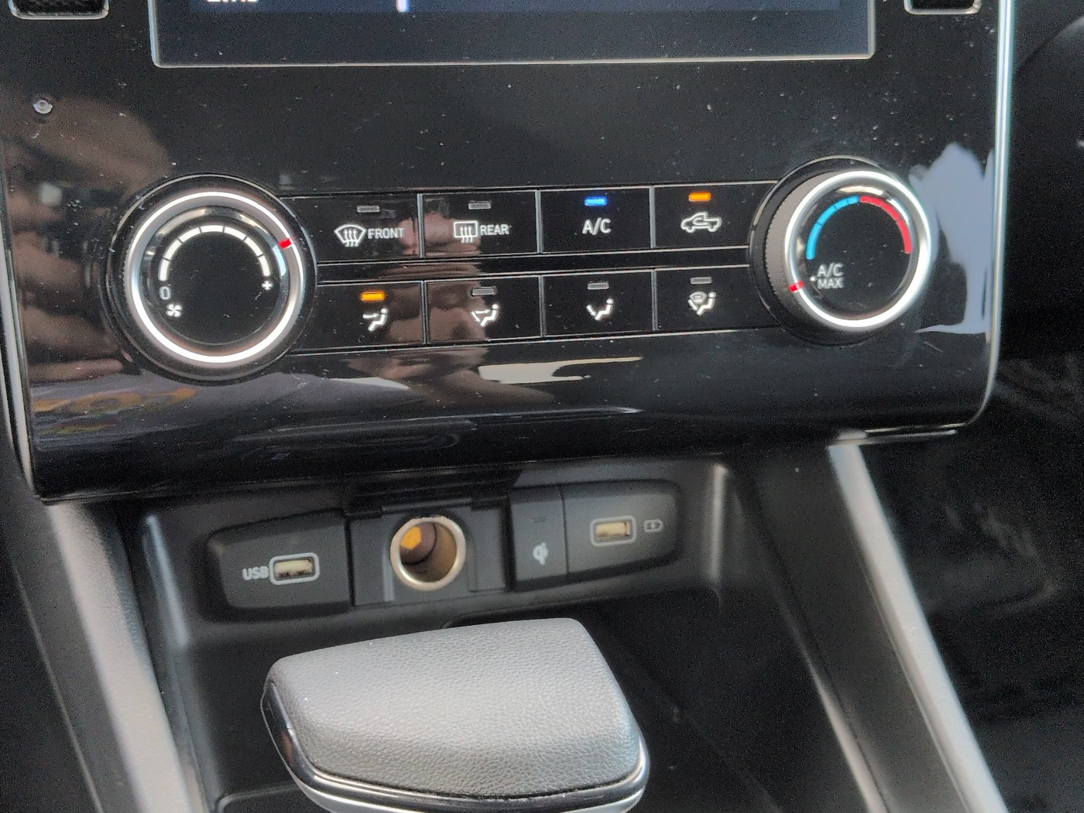 Used 2023 Hyundai Santa Cruz Night AWD/4WD image 25
