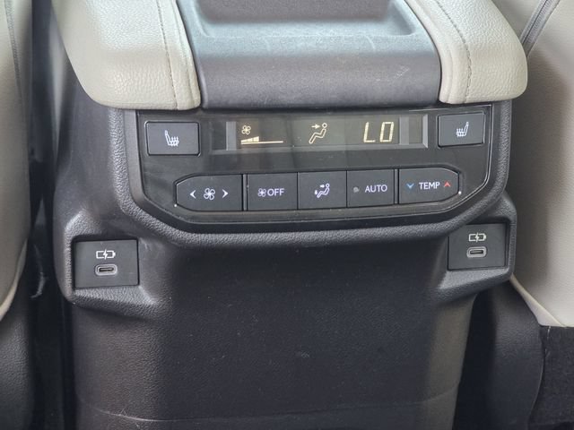 Used 2024 Toyota Grand Highlander FWD image 22
