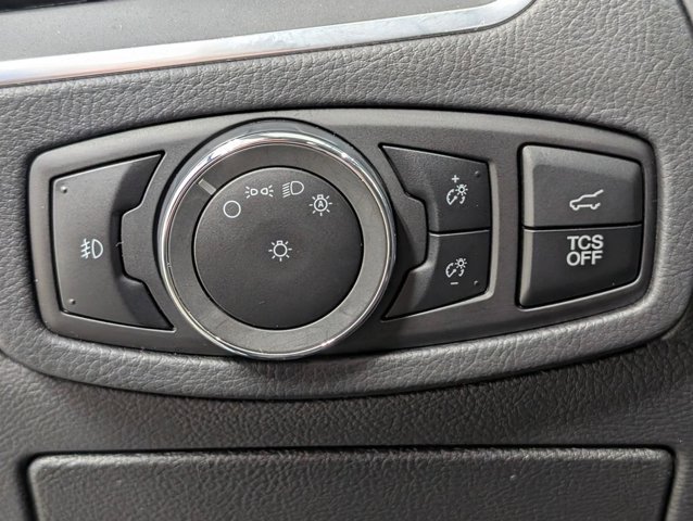 Certified 2024 Ford Edge Titanium AWD/4WD image 9