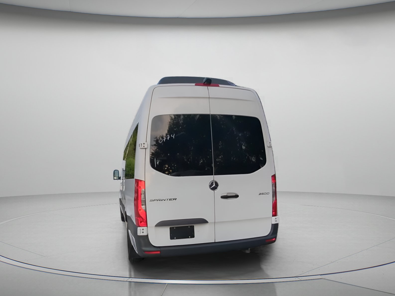 Used 2025 Mercedes-Benz Sprinter 2500 image 24