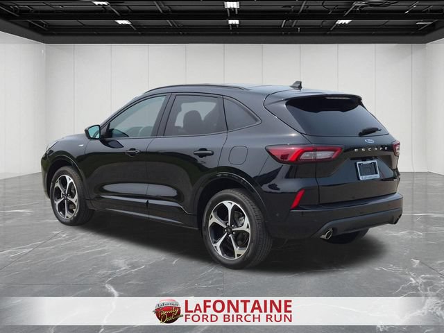 Certified 2024 Ford Escape ST-Line Elite w/ Premium Technology Package AWD/4WD image 3