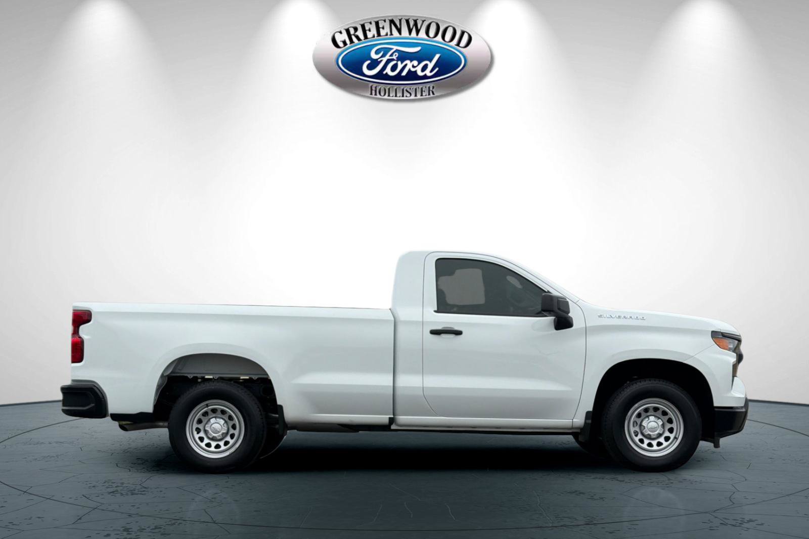 Used 2026 Chevrolet Silverado 1500 W/T w/ Trailering Package RWD image 3