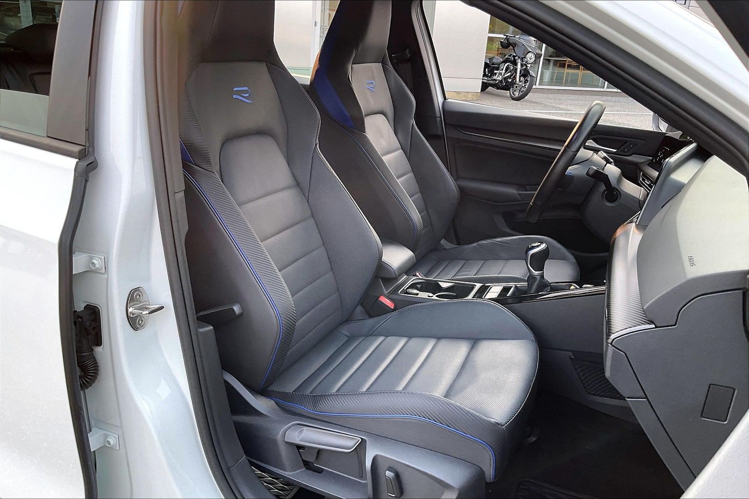 Used 2023 Volkswagen Golf 20th Anniversary Edition AWD/4WD image 7