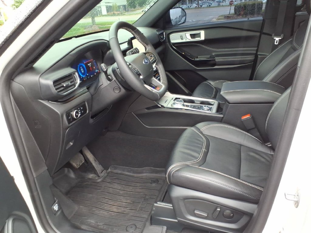 Certified 2023 Ford Explorer ST w/ Equipment Group 401A AWD/4WD image 10