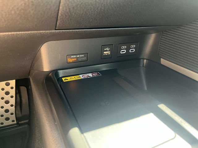 Used 2026 Toyota Camry Hybrid w/ Convenience Package FWD image 28
