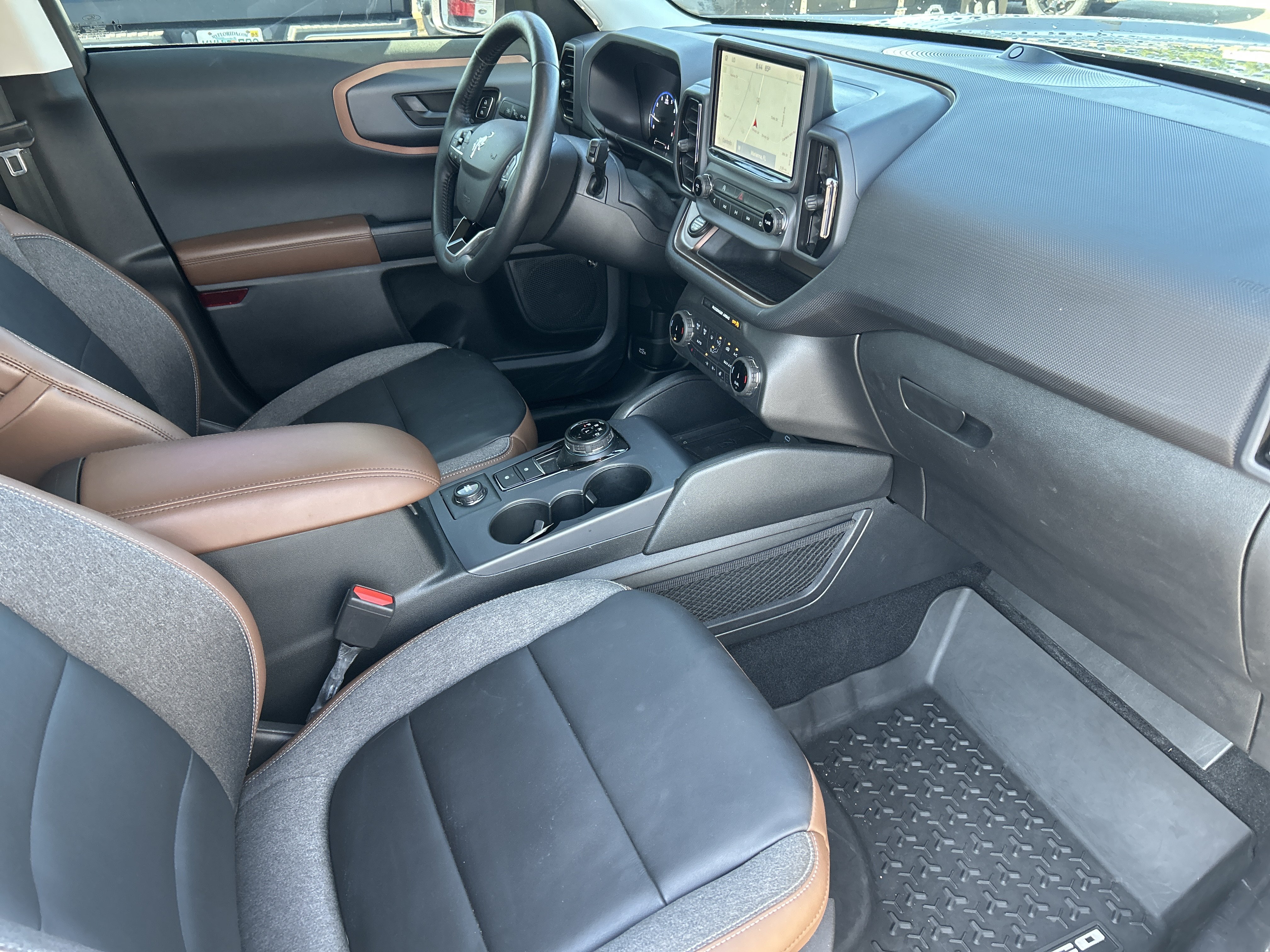 Certified 2022 Ford Bronco Sport Outer Banks w/ Tech Package AWD/4WD image 3