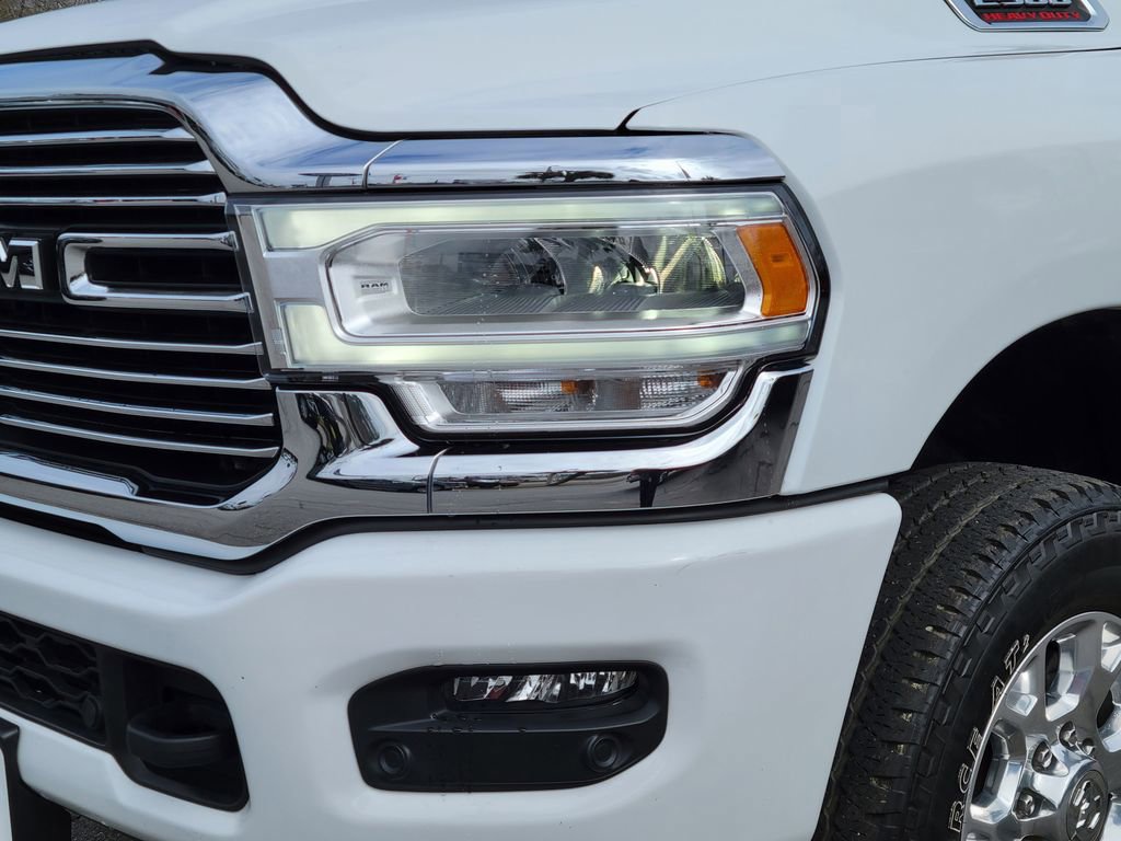 Used 2024 RAM 2500 Laramie image 9