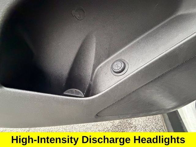 Used 2021 Chevrolet Equinox LT AWD/4WD image 16