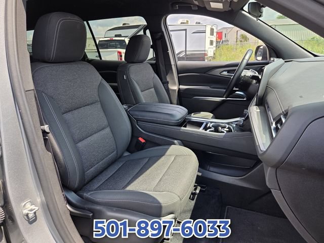 Used 2024 Chevrolet Traverse LT FWD image 16