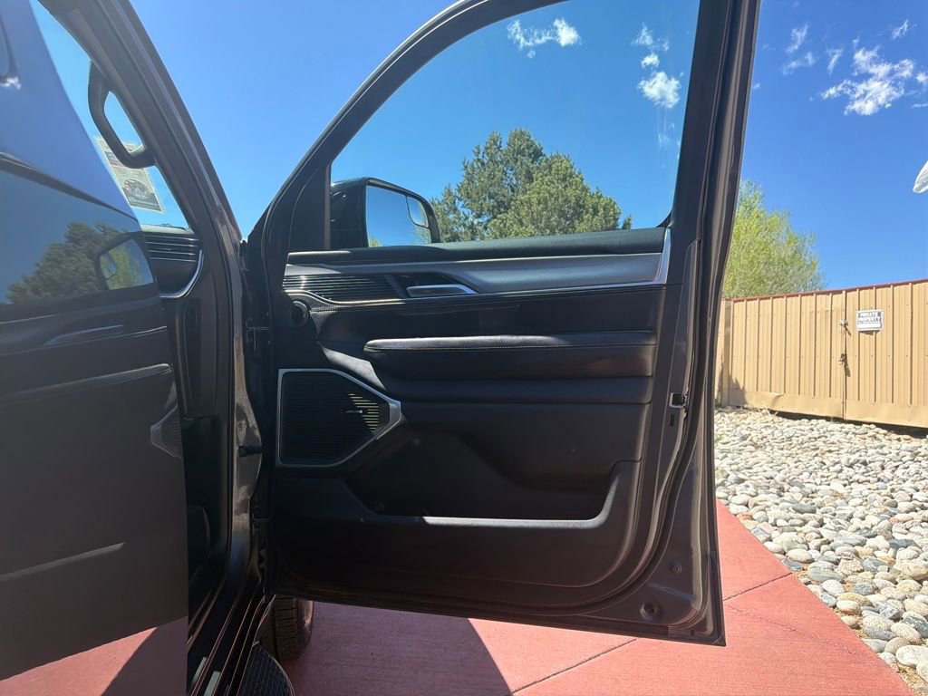 Used 2023 Jeep Wagoneer Series II image 33