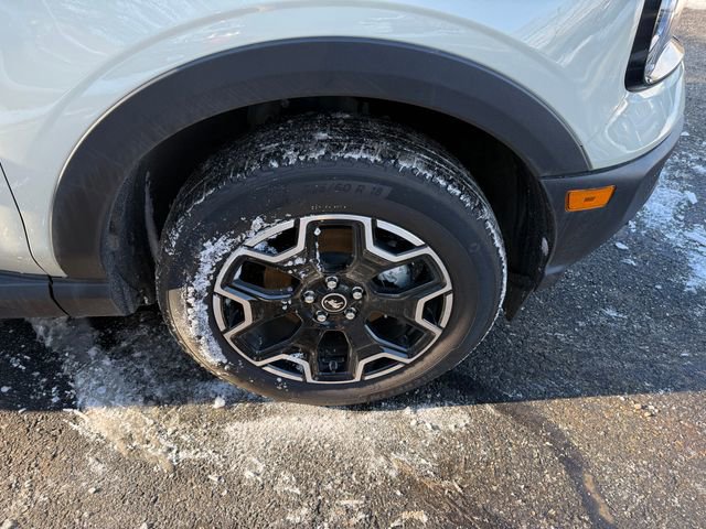 Certified 2025 Ford Bronco Sport Outer Banks w/ Outer Banks Tech Package+ AWD/4WD image 34