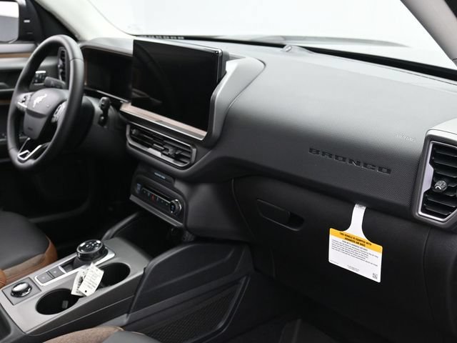 Certified 2025 Ford Bronco Sport Outer Banks w/ Outer Banks Tech Package+ AWD/4WD image 28