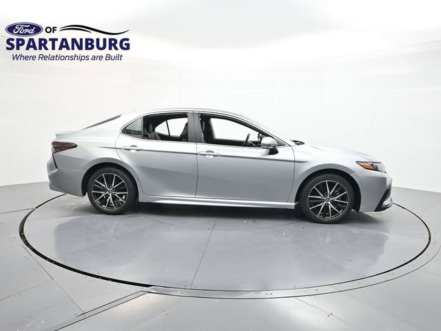 Used 2023 Toyota Camry SE FWD image 8