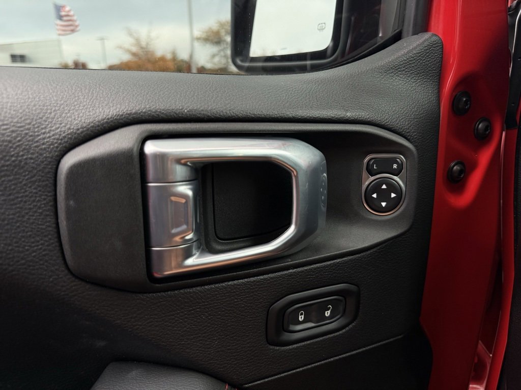 Used 2021 Jeep Wrangler Unlimited Rubicon image 12
