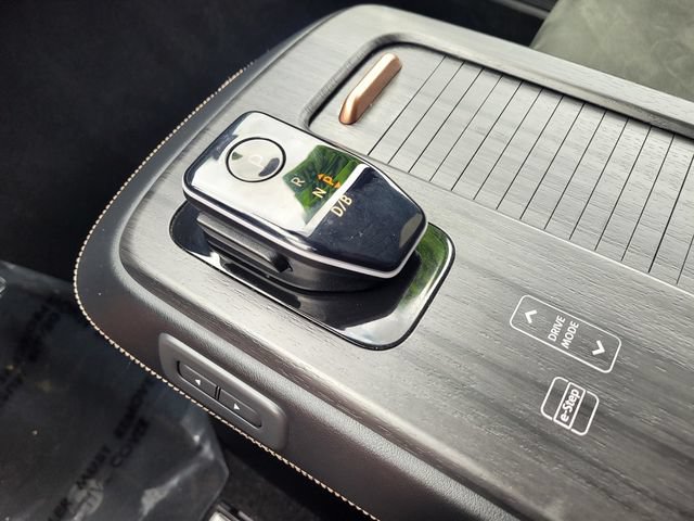Used 2023 Nissan Ariya FWD image 19