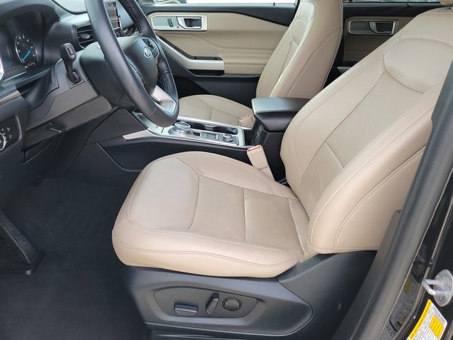 Certified 2023 Ford Explorer Limited image 7