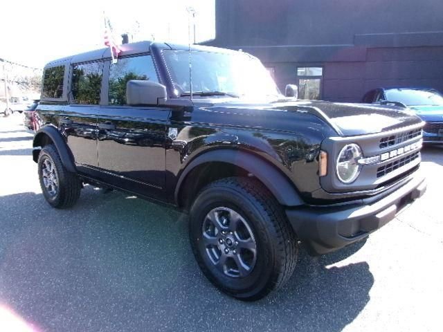 Certified 2025 Ford Bronco Big Bend AWD/4WD image 3