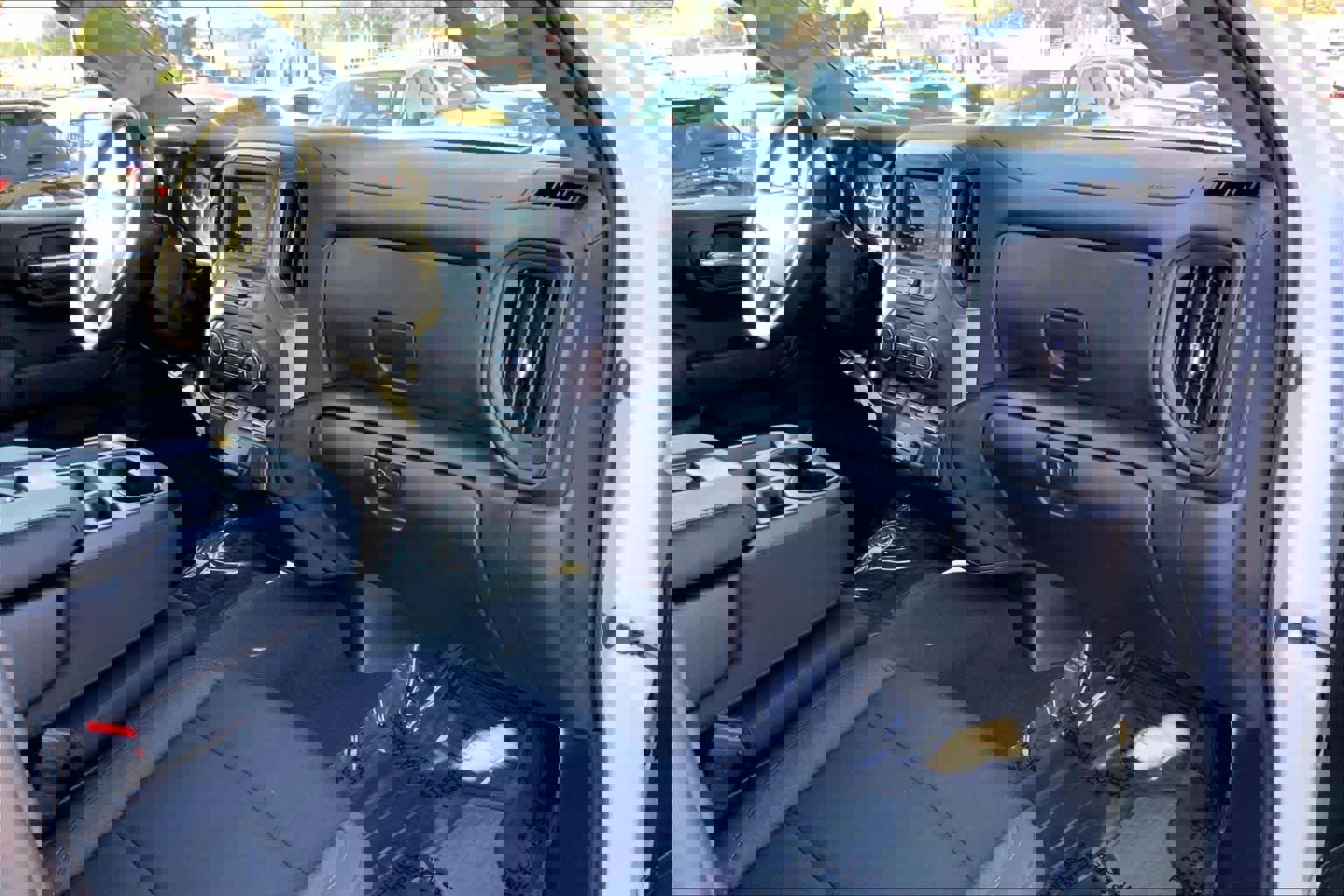 Used 2023 Chevrolet Silverado 1500 Custom image 16