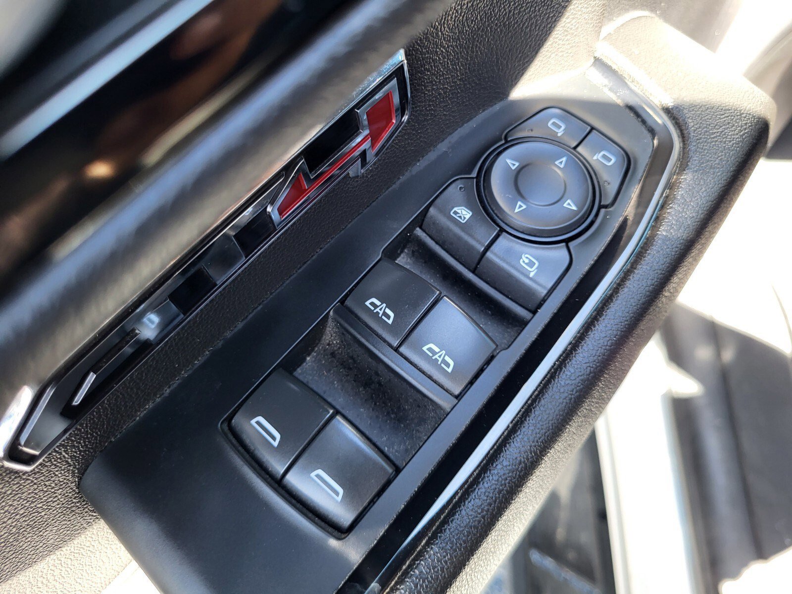 Used 2023 GMC Sierra 1500 AT4 w/ AT4 Premium Package image 19