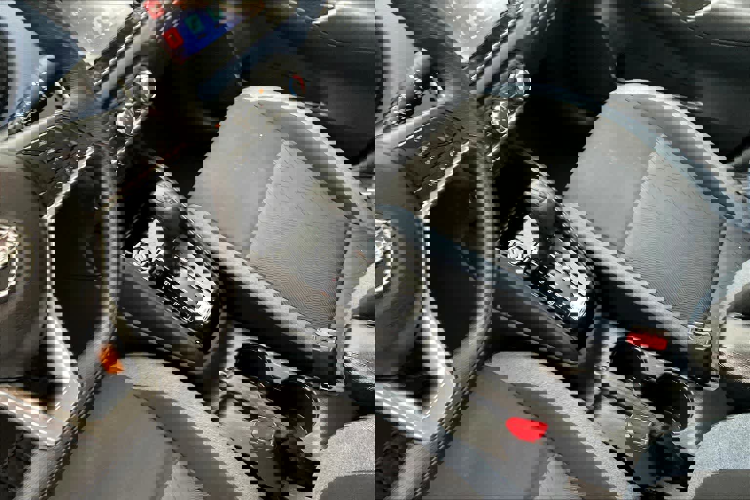 Used 2023 Nissan Versa SV image 18