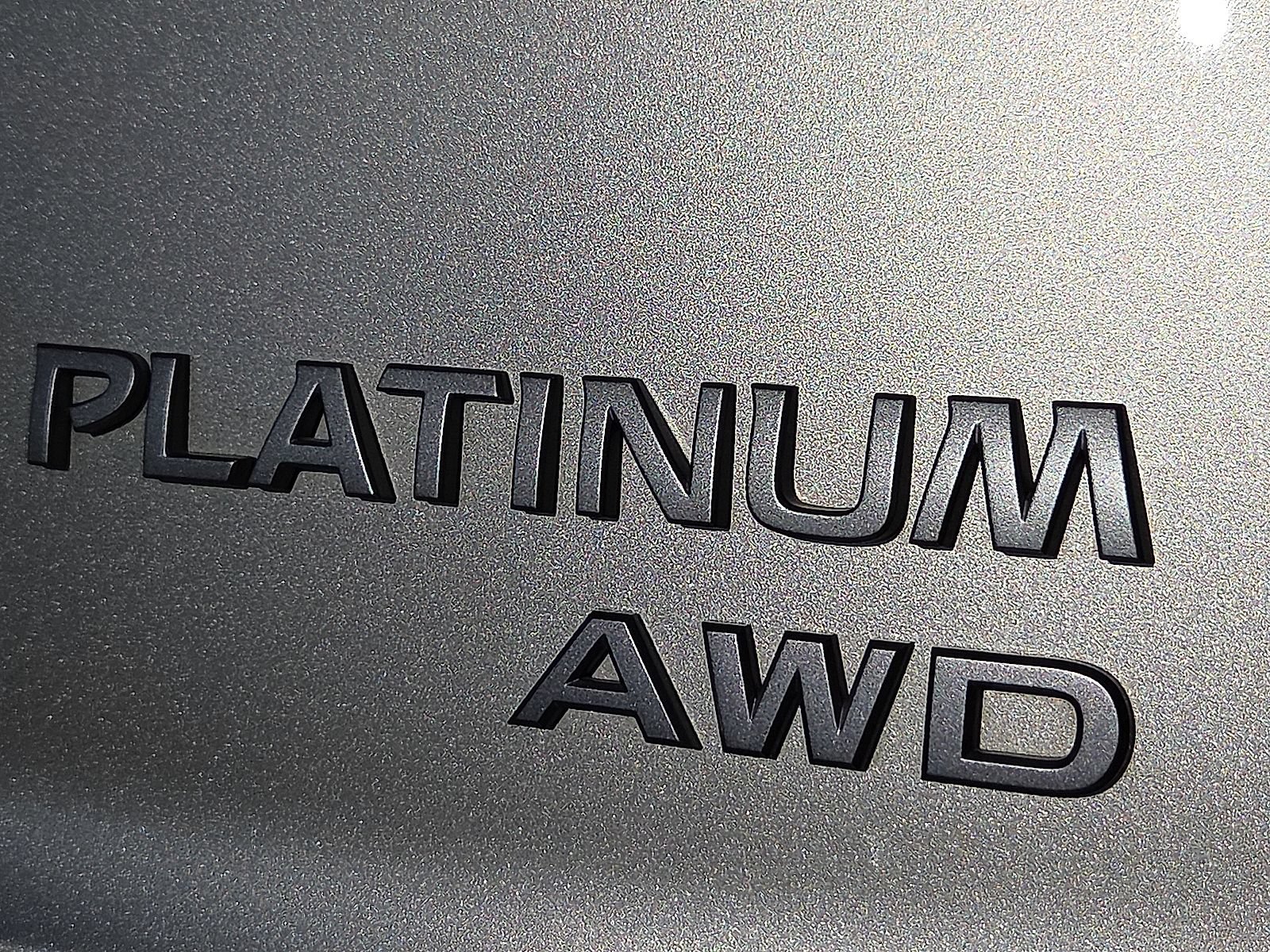 Used 2025 Nissan Rogue Platinum w/ Platinum Premium Package AWD/4WD image 9