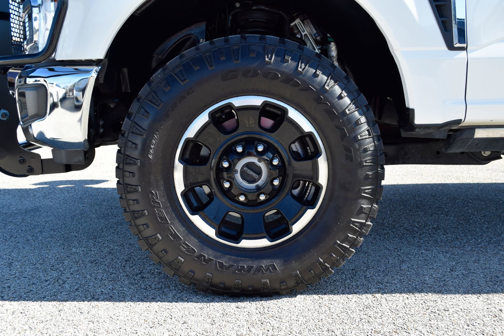 Certified 2025 Ford F250 King Ranch w/ Tremor Off-Road Package image 25