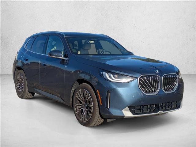 Used 2025 BMW X3 xDrive30i AWD/4WD image 3