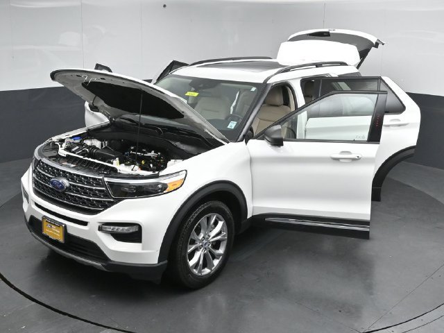 Certified 2024 Ford Explorer XLT w/ Equipment Group 202A AWD/4WD image 55