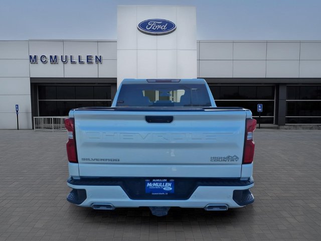 Used 2022 Chevrolet Silverado 1500 High Country AWD/4WD image 6