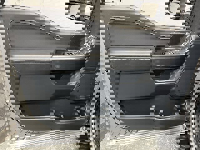 Certified 2022 Ford F150 XLT w/ Equipment Group 302A High image 10