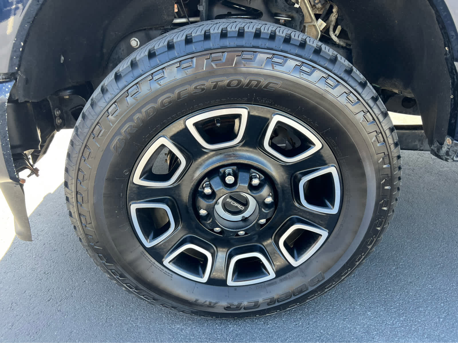 Certified 2023 Ford F350 Platinum AWD/4WD image 13