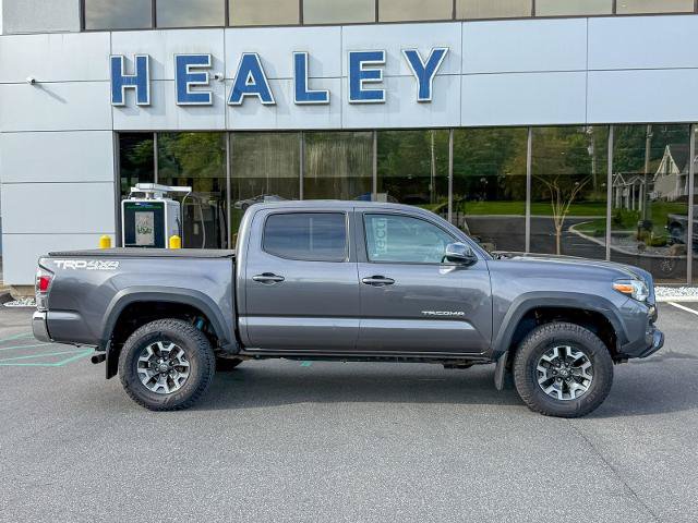 Used 2021 Toyota Tacoma TRD Off-Road AWD/4WD image 8