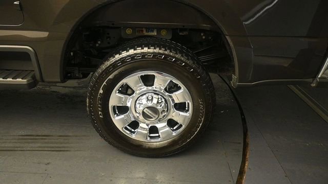 Certified 2025 Ford F250 Lariat w/ Lariat Ultimate Package AWD/4WD image 9