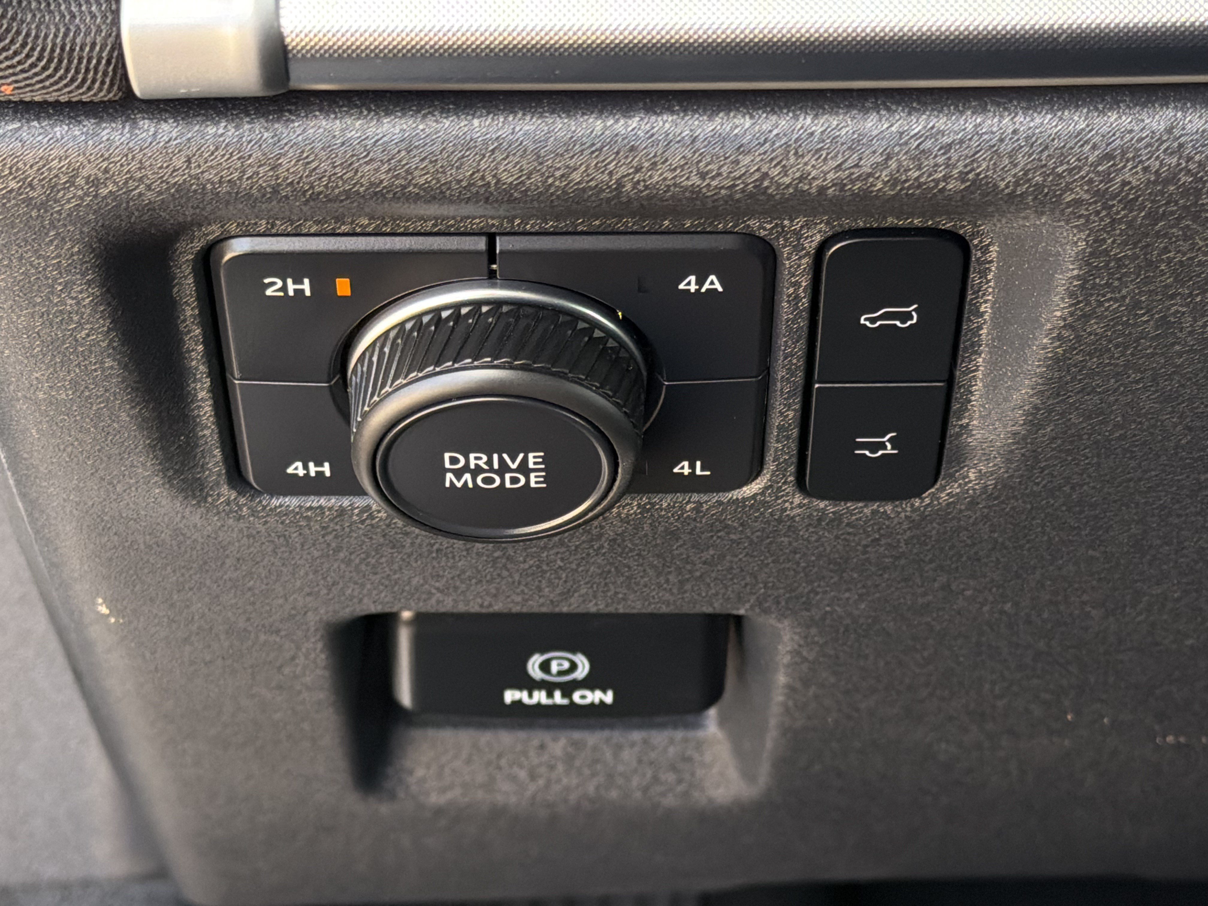 Certified 2025 Ford Expedition Platinum AWD/4WD image 22