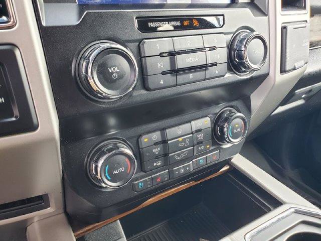 Certified 2020 Ford F150 Lariat image 25