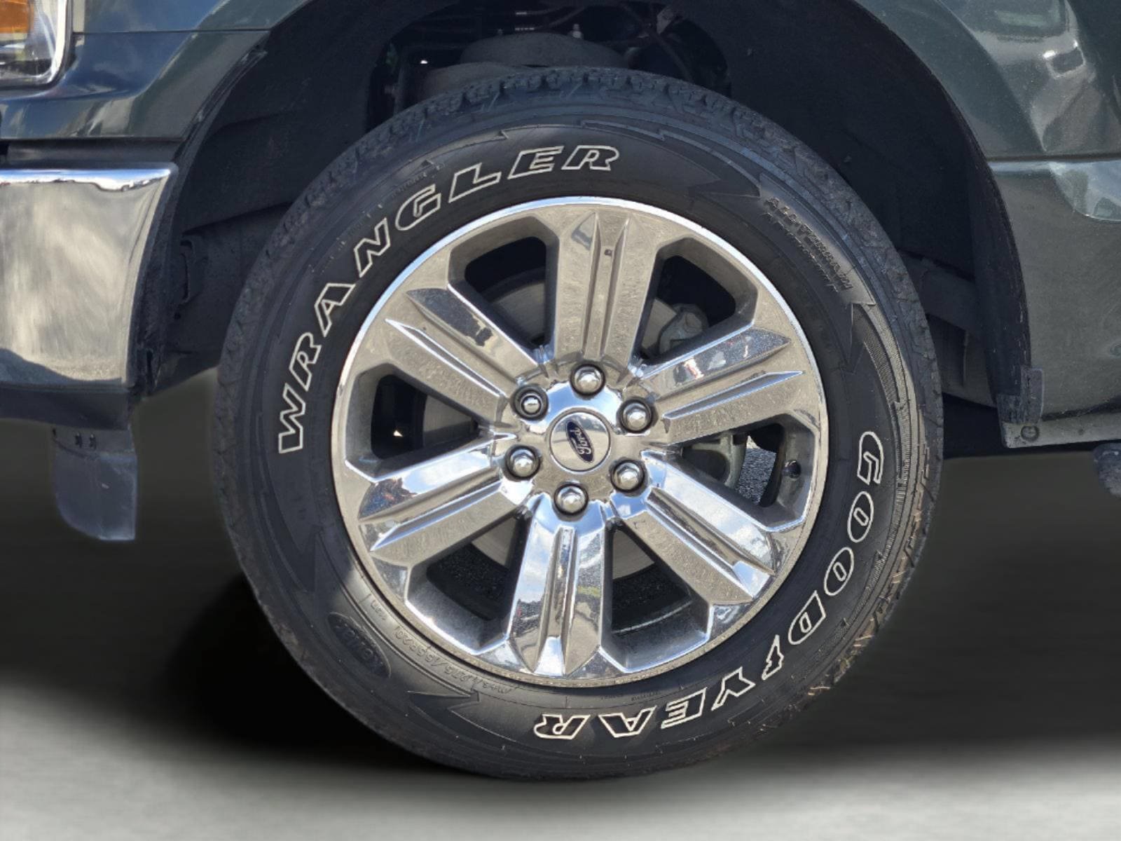 Certified 2018 Ford F150 XLT w/ Equipment Group 302A Luxury AWD/4WD image 11