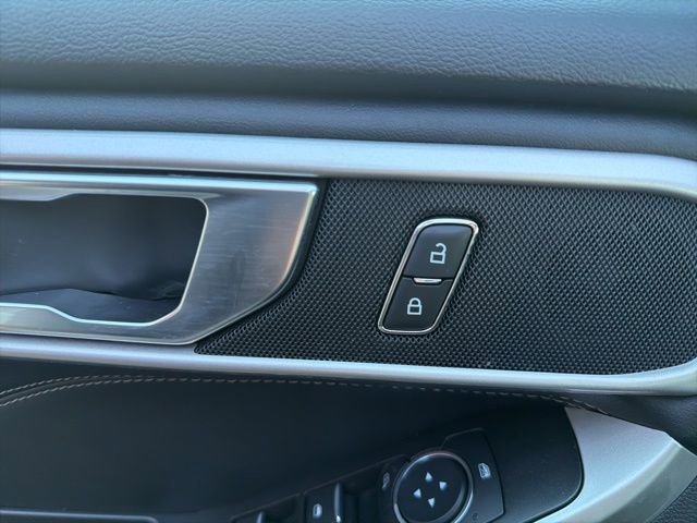 Certified 2022 Ford Explorer XLT image 24