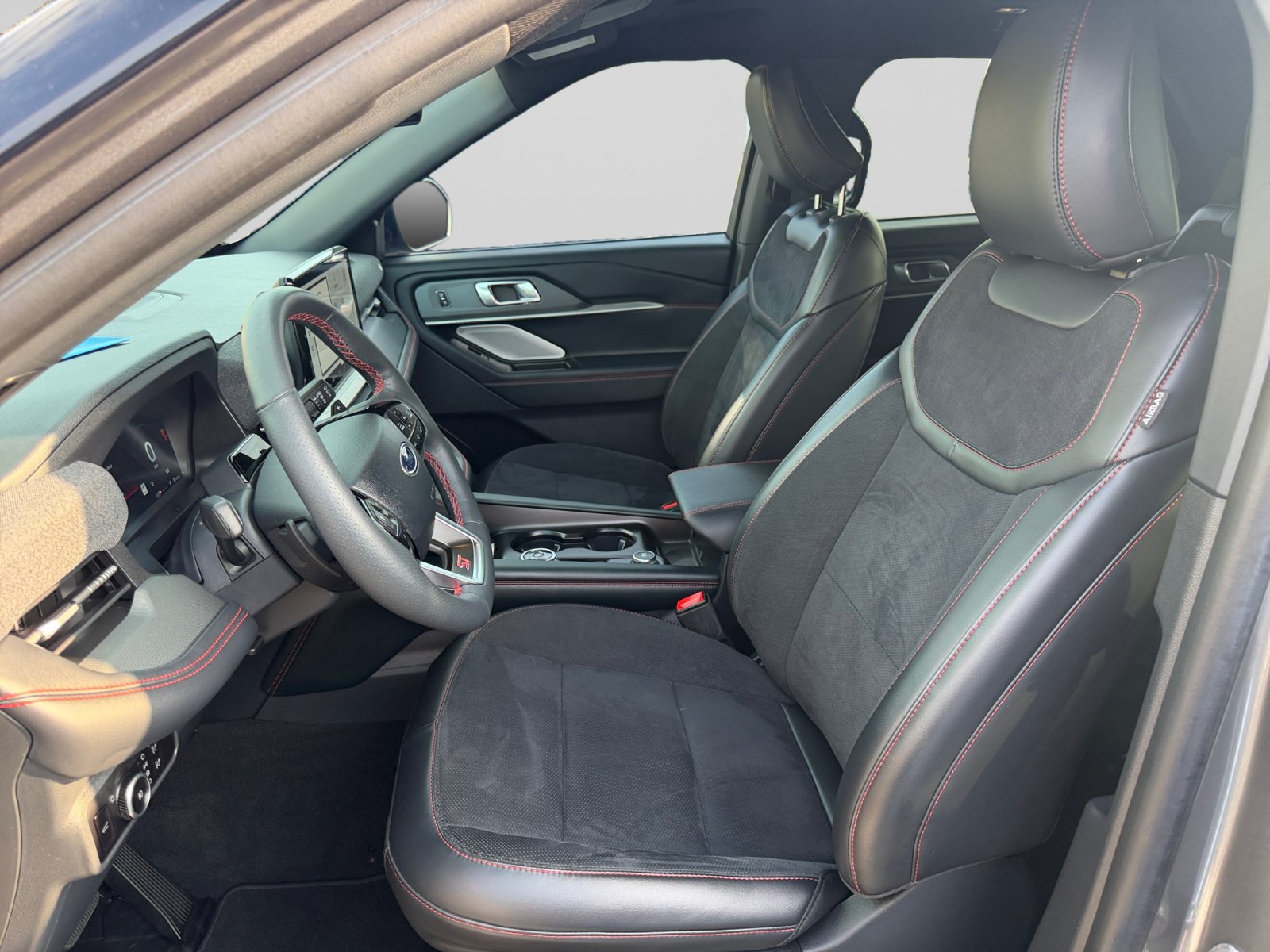 Certified 2025 Ford Explorer ST w/ Sun And Sound Package AWD/4WD image 10