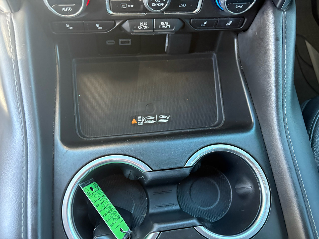 Used 2023 Chevrolet Tahoe LT w/ Luxury Package image 29