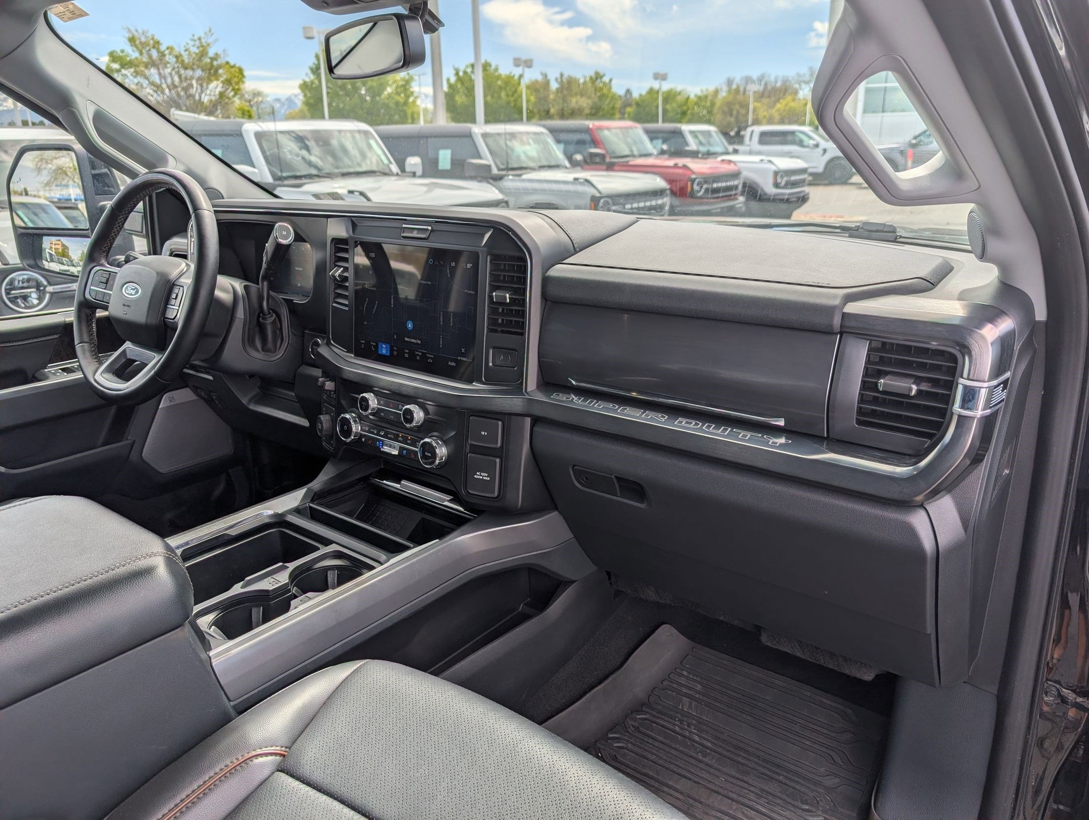 Certified 2025 Ford F350 Lariat AWD/4WD image 37