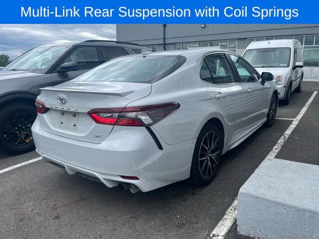 Used 2024 Toyota Camry SE FWD image 4