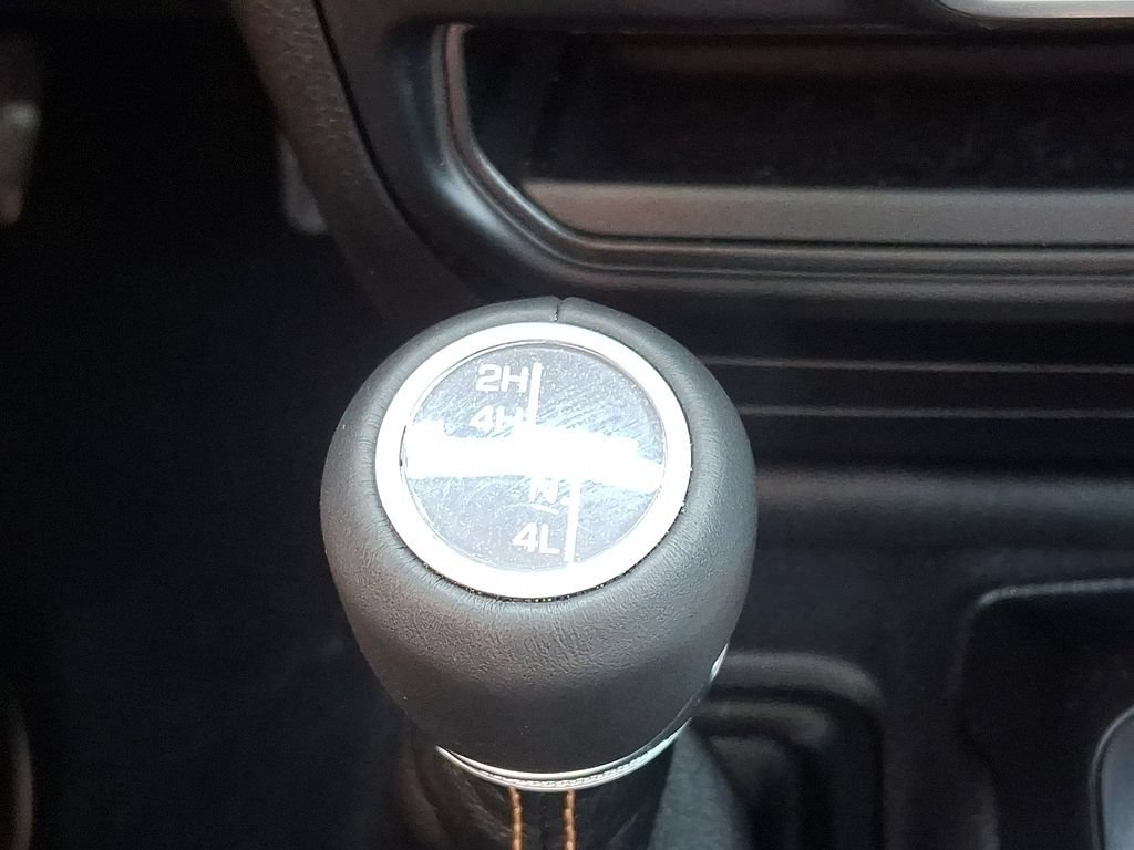 Used 2023 Jeep Gladiator Overland AWD/4WD image 22