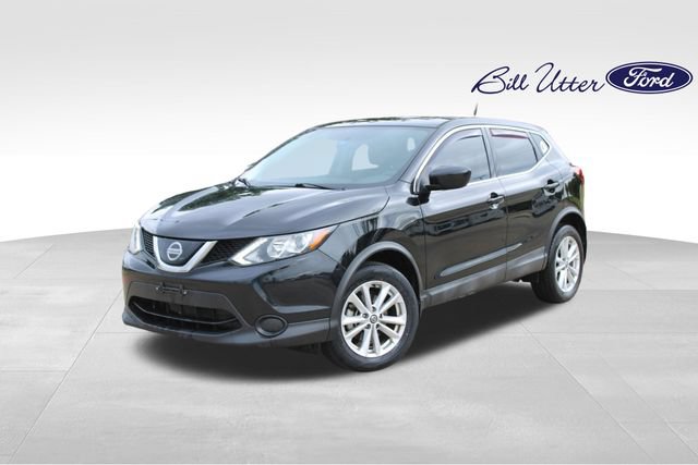 Used 2019 Nissan Rogue Sport S w/ Appearance Package
