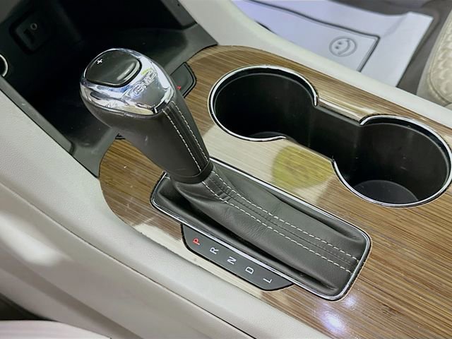 Used 2019 GMC Acadia SLE image 23