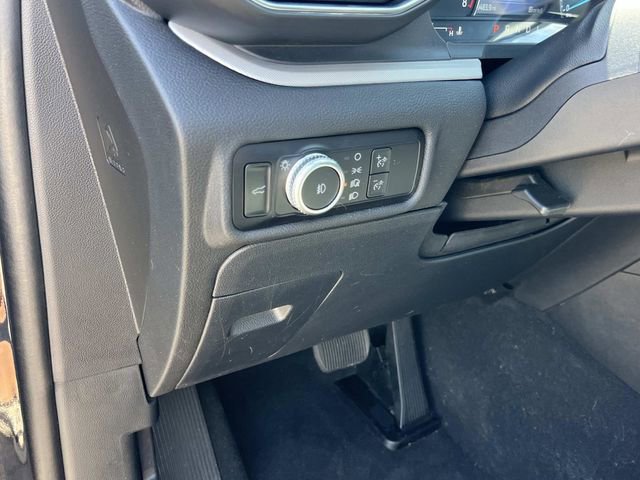 Certified 2023 Ford Explorer XLT w/ Equipment Group 202A AWD/4WD image 35