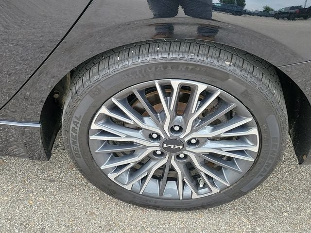 Used 2023 Kia Forte GT-Line w/ GT-Line Premium Package FWD image 29