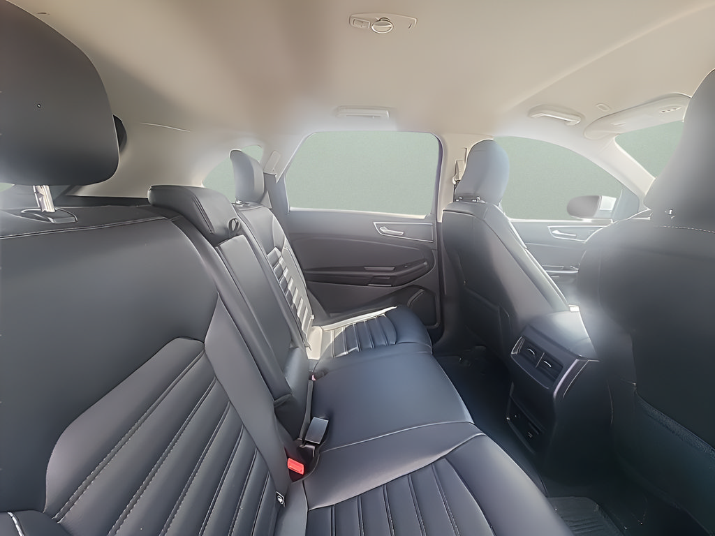 Certified 2024 Ford Edge SEL w/ Convenience Package AWD/4WD image 13