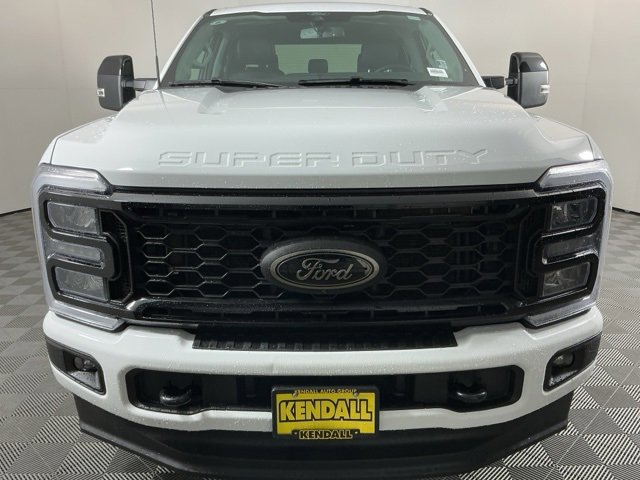 Certified 2025 Ford F350 Lariat w/ Black Appearance Package image 6