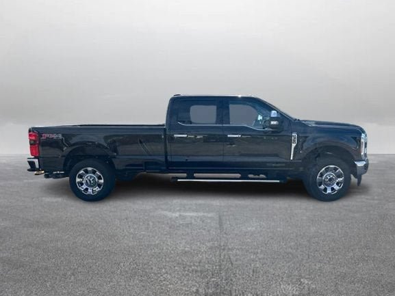 Certified 2024 Ford F350 Lariat w/ Chrome Package AWD/4WD image 6