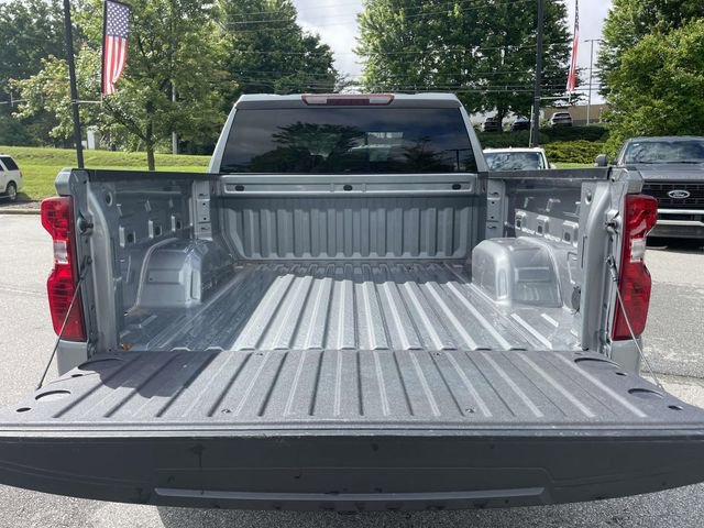 Used 2025 Chevrolet Silverado 1500 Custom Trail Boss AWD/4WD image 15